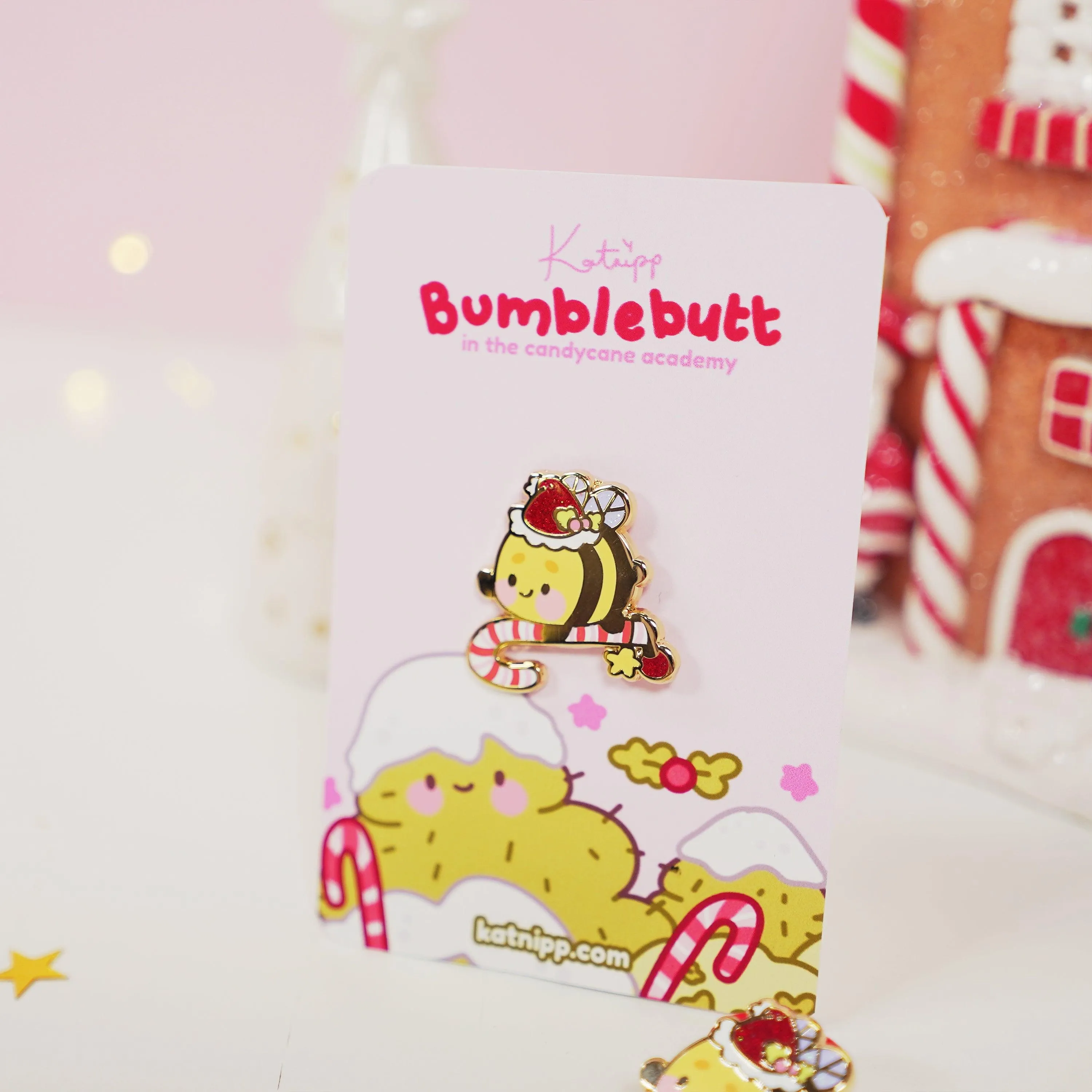 Bumblebutt Christmas Enamel Pin | Kawaii Candy Cane Accessory | Festive Bumblebee Holiday Pin