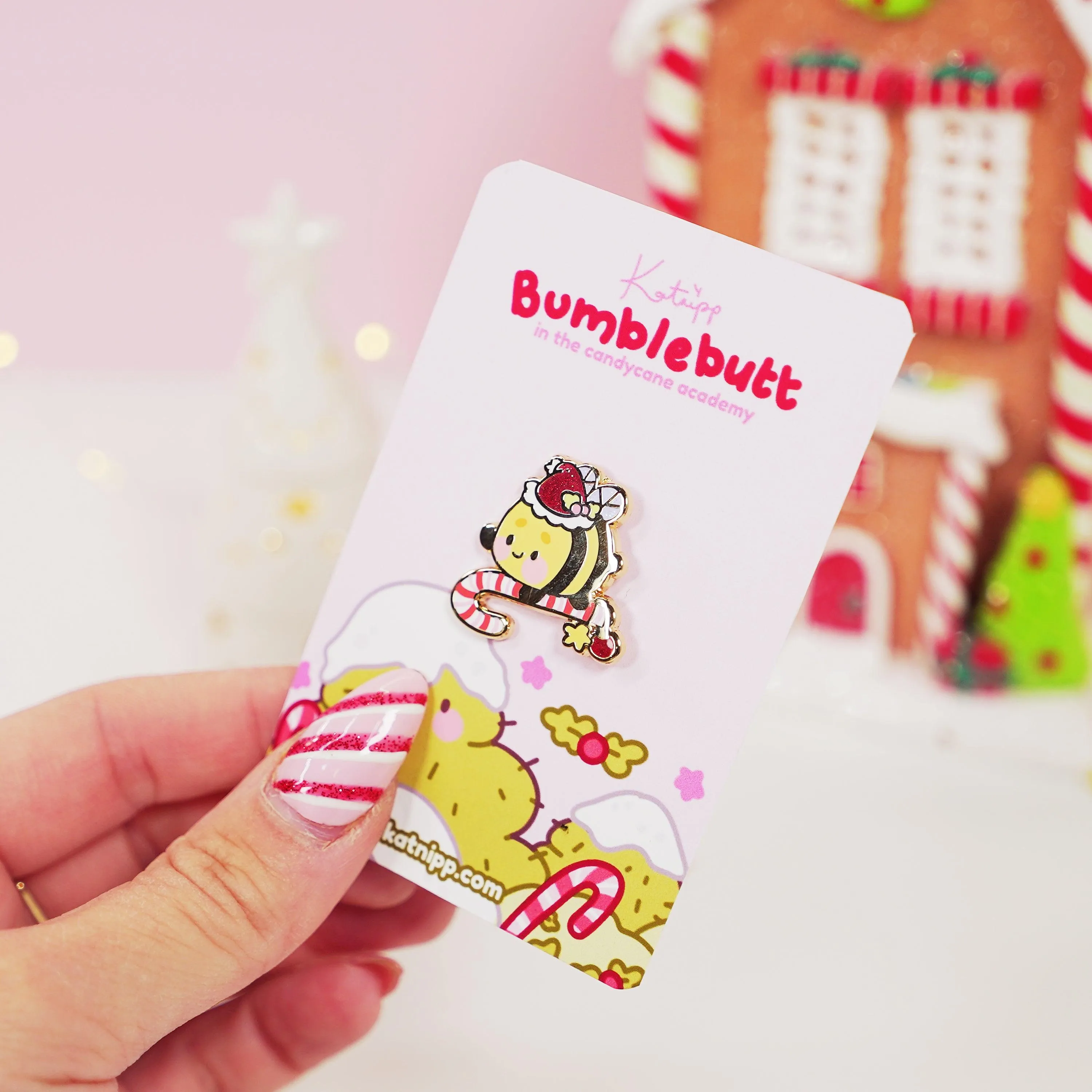Bumblebutt Christmas Enamel Pin | Kawaii Candy Cane Accessory | Festive Bumblebee Holiday Pin