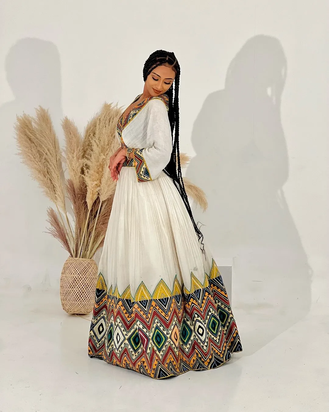 Captivating Colorful Ethiopian Traditional Dress: with Modern Designs Eritrean Clothing for Special Cultural Events Habesha Kemis