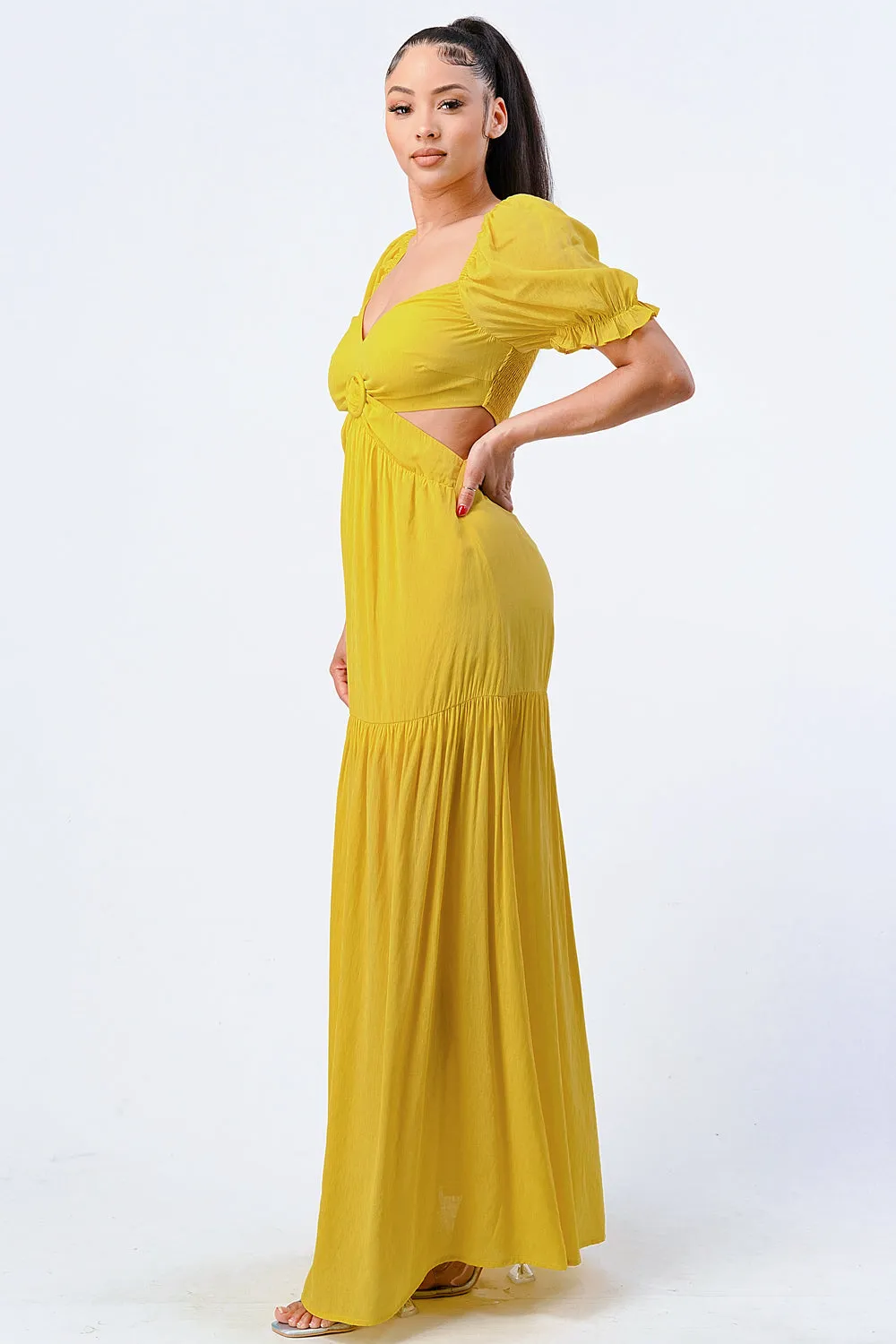 CHIC SWEETHEART SELF BELTED SIDE CUT MAXI DRESS