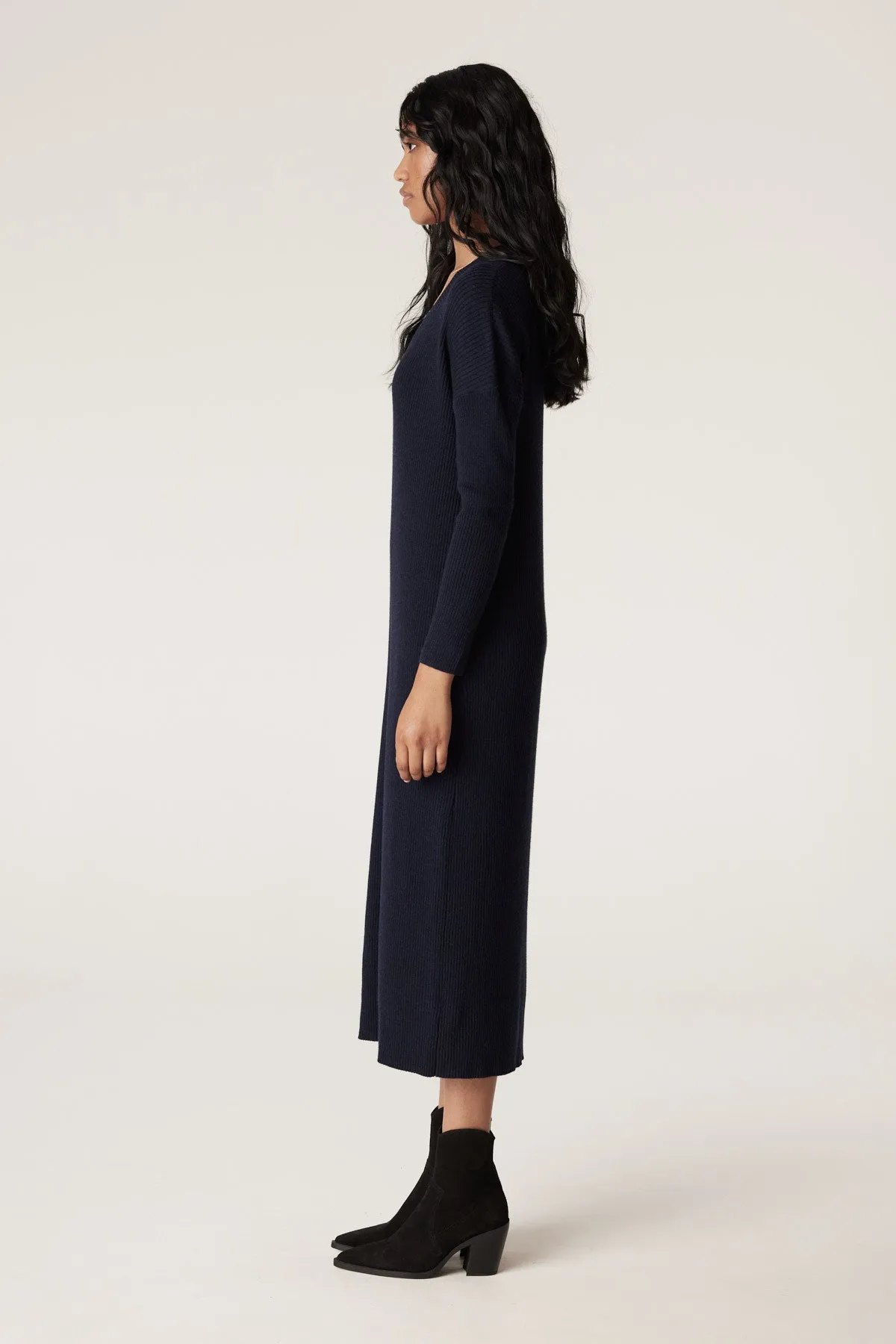 Merino V Rib Dress - Ink Navy