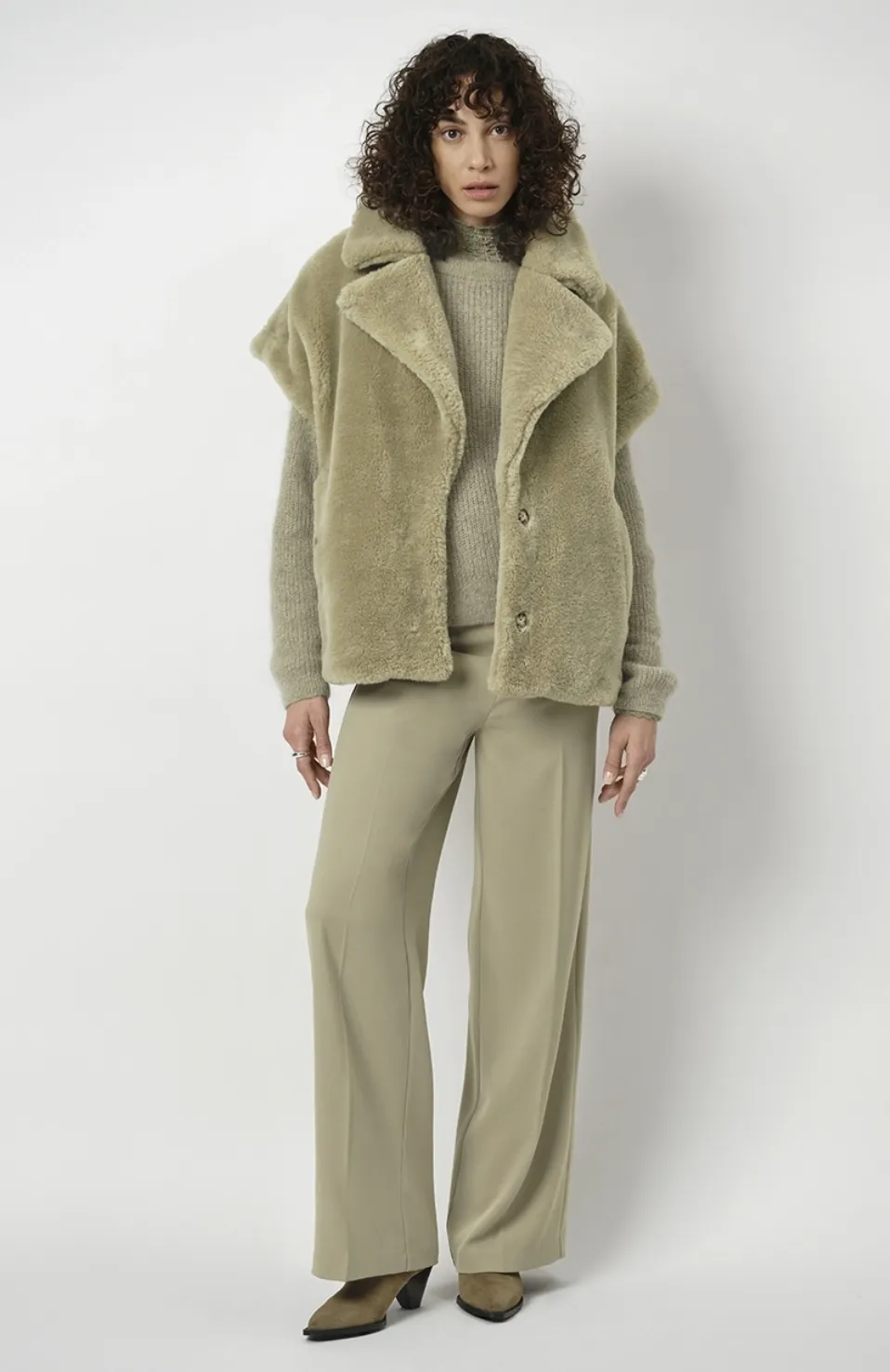 Waistcoat Cheedo swamp green